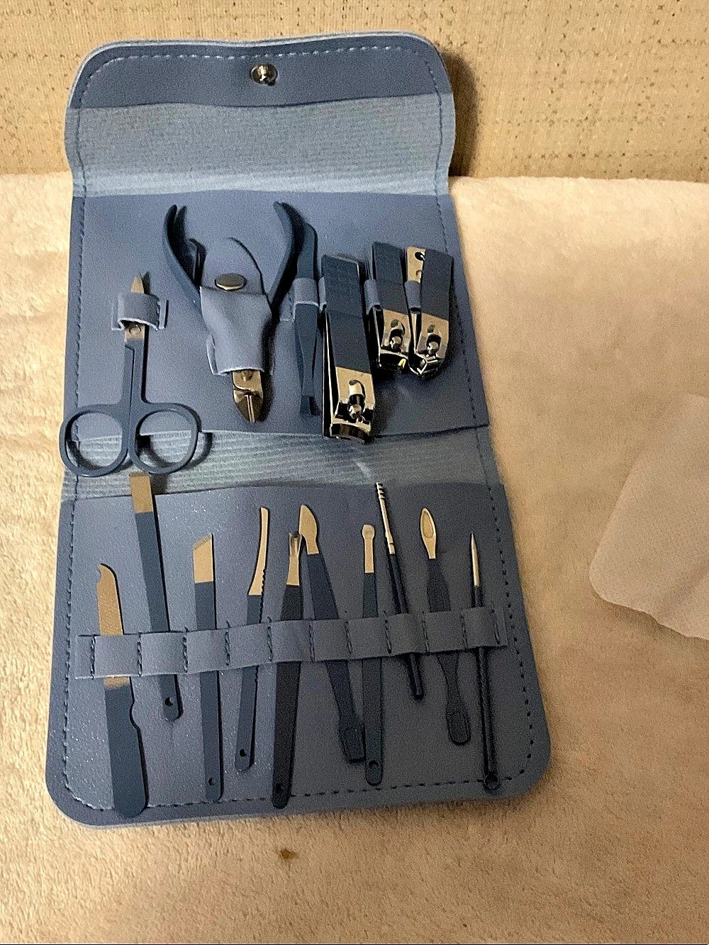 Blue Makeup & Manicure Tool Set